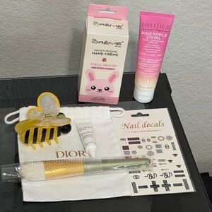 Dior Dusty , Gucci Makeup Brush, Piper k Hair clip , Fashion Sticker & 3 more..